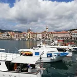 アパート La Torretta Di Piero Con Terrazzi E Parcheggio Privato Citra Zero Zero Ottanta 31lst0282