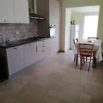 La Torretta Di Piero Con Terrazzi E Parcheggio Privato Citra Zero Zero Ottanta 31lst0282