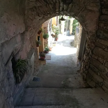 Daire La Torretta Di Piero Con Terrazzi E Parcheggio Privato Citra Zero Zero Ottanta 31lst0282 *