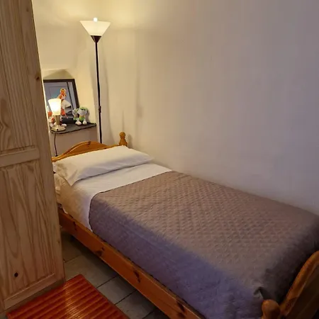 La Torretta Di Piero Con Terrazzi E Parcheggio Privato Citra Zero Zero Ottanta 31lst0282 * Imperia