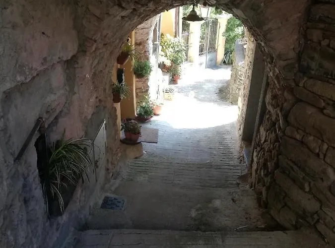 Appartamento La Torretta Di Piero Con Terrazzi E Parcheggio Privato Citra Zero Zero Ottanta 31lst0282 *