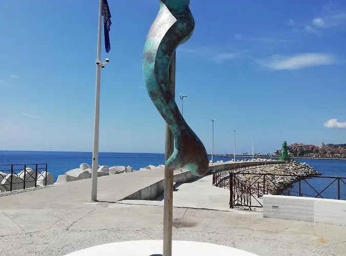 La Torretta Di Piero Con Terrazzi E Parcheggio Privato Citra Zero Zero Ottanta 31lst0282