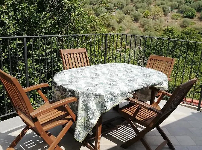 La Torretta Di Piero Con Terrazzi E Parcheggio Privato Citra Zero Zero Ottanta 31lst0282 Appartamento
