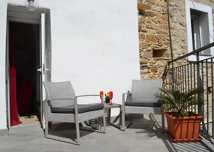 La Torretta Di Piero Con Terrazzi E Parcheggio Privato Citra Zero Zero Ottanta 31lst0282 *