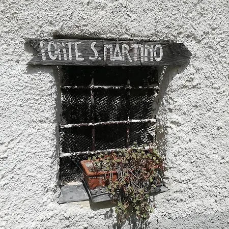 La Torretta Di Piero Con Terrazzi E Parcheggio Privato Citra Zero Zero Ottanta 31lst0282 * Imperia