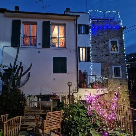 La Torretta Di Piero Con Terrazzi E Parcheggio Privato Citra Zero Zero Ottanta 31lst0282 * Imperia