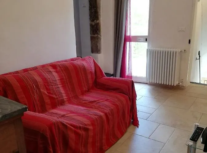 La Torretta Di Piero Con Terrazzi E Parcheggio Privato Citra Zero Zero Ottanta 31lst0282 إمبيريا